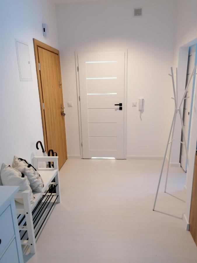 Apartament Przy Jeziorze บอร์น ซูลิโนโว ภายนอก รูปภาพ