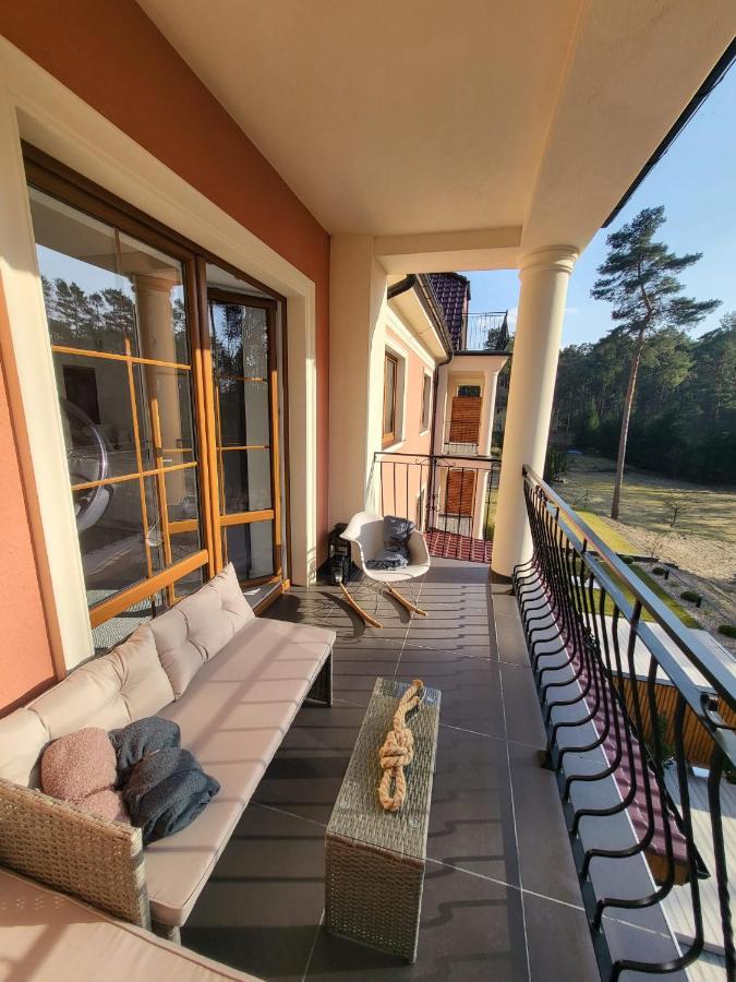 Apartament Przy Jeziorze บอร์น ซูลิโนโว ภายนอก รูปภาพ